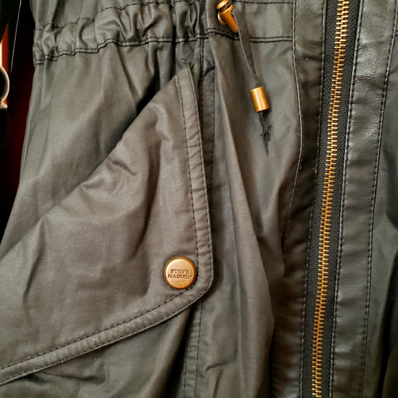 jacket | faux leather | fur hood | anorak - Picture 4 of 4